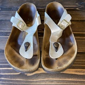 Birkenstock Papillio size 9-9.5 iridescent gold